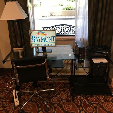Baymont By Wyndham St. Joseph/Stevensville Esterno foto