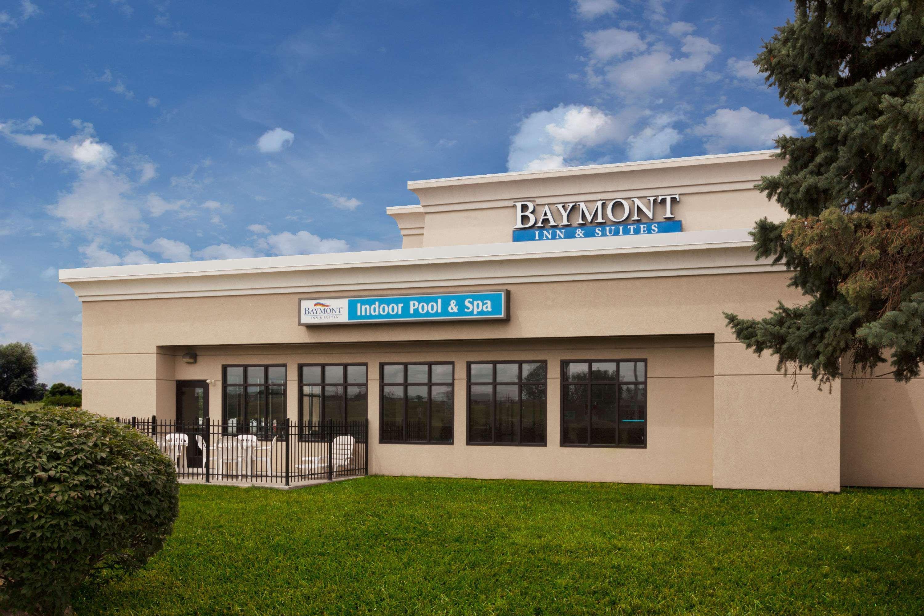 Baymont By Wyndham St. Joseph/Stevensville Esterno foto